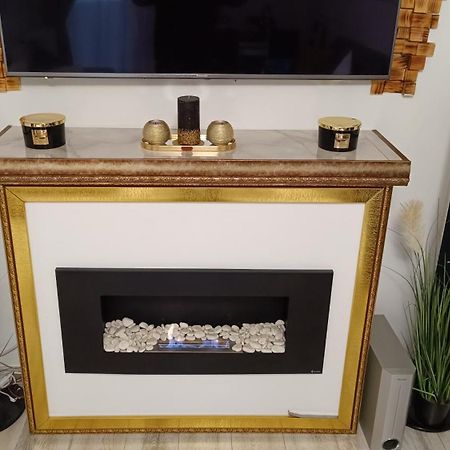 Sistem Apartament 3 Camere! ブカレスト エクステリア 写真