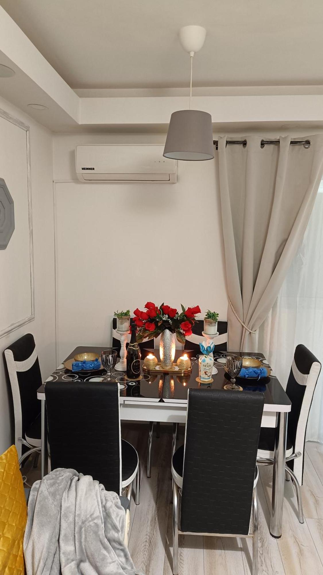Sistem Apartament 3 Camere! ブカレスト エクステリア 写真