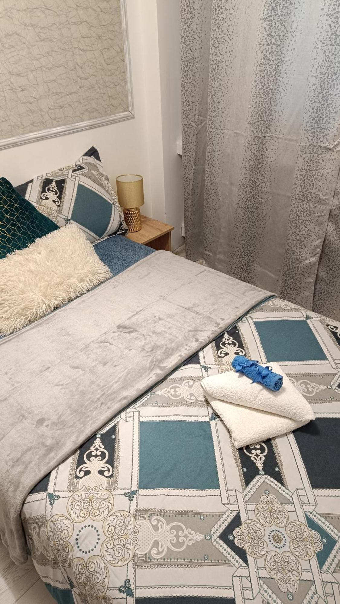 Sistem Apartament 3 Camere! ブカレスト エクステリア 写真