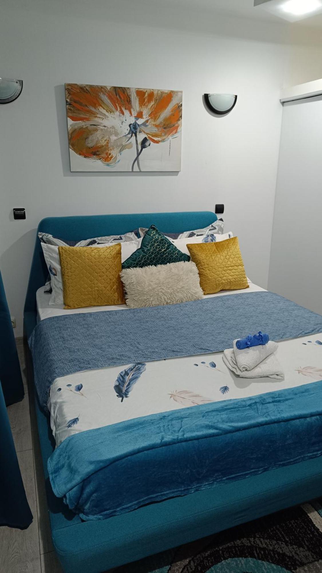 Sistem Apartament 3 Camere! ブカレスト エクステリア 写真