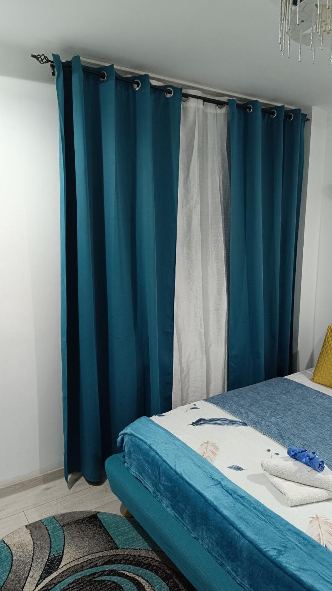 Sistem Apartament 3 Camere! ブカレスト エクステリア 写真