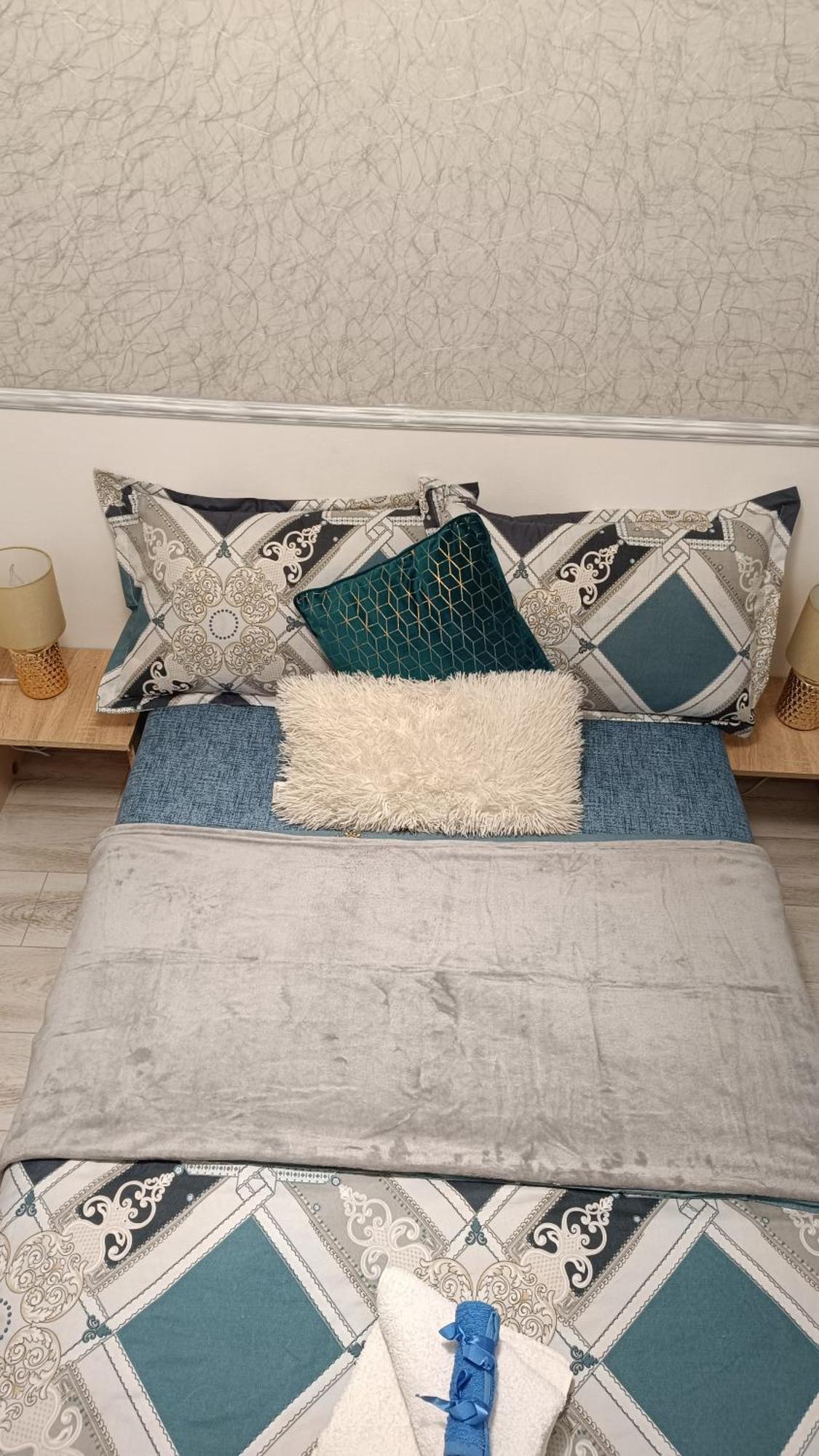 Sistem Apartament 3 Camere! ブカレスト エクステリア 写真